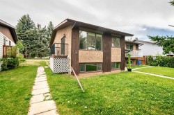 28 Woodland Drive Lacombe, AB T4L 1V1