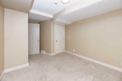 12 Edina Close, Lacombe, AB - Indoor Photo Showing Other Room