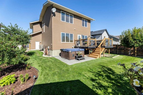 12 Edina Close, Lacombe, AB - Outdoor With Exterior