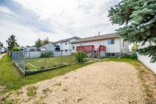 19 Fulmar Close, Sylvan Lake, AB - Outdoor