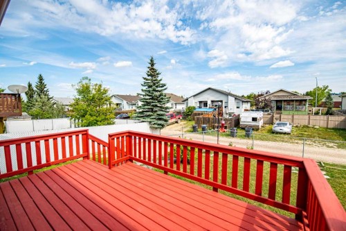 19 Fulmar Close, Sylvan Lake, AB - Outdoor