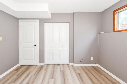 68 Elliott Drive, Camrose, AB - Indoor Photo Showing Other Room