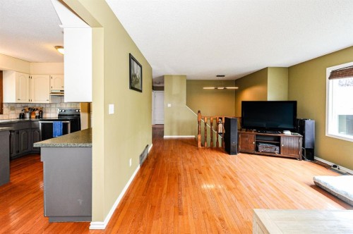 68 Elliott Drive, Camrose, AB - Indoor
