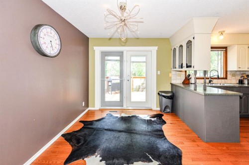 68 Elliott Drive, Camrose, AB - Indoor Photo Showing Kitchen