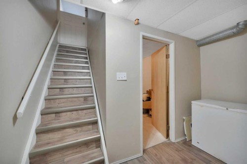 1 Forest Close, Red Deer, AB - Indoor Photo Showing Other Room