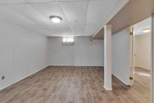 1 Forest Close, Red Deer, AB - Indoor
