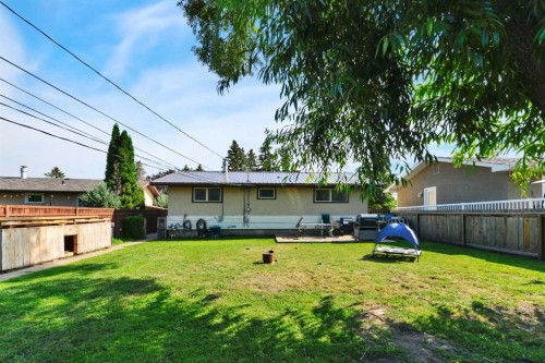1 Forest Close, Red Deer, AB - Outdoor With Backyard