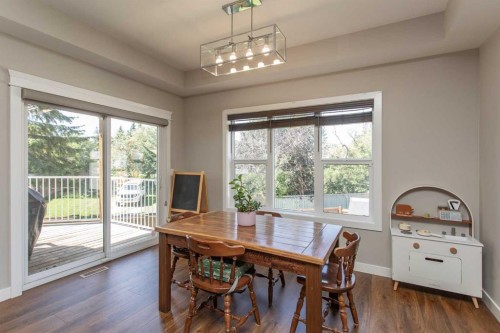 5324 44 Avenue, Red Deer, AB - Indoor Photo Showing Dining Room