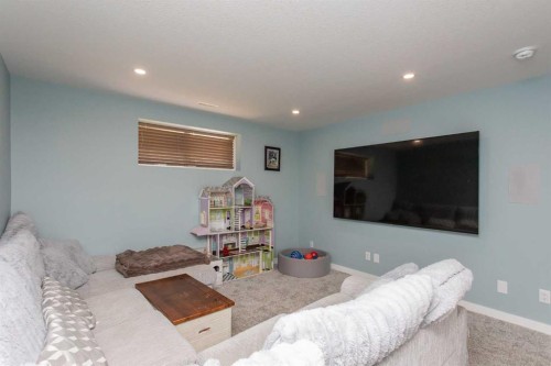 5324 44 Avenue, Red Deer, AB - Indoor