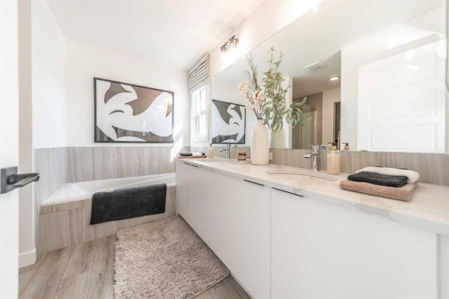 381 Sora Park Se, Calgary, AB - Indoor Photo Showing Bathroom