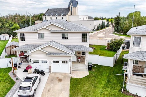 3413 50A Street Close  Camrose, AB T4V 1J8