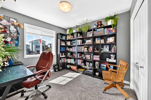 31 Crestview Boulevard, Sylvan Lake, AB - Indoor Photo Showing Office