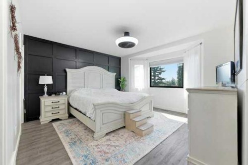 13 Assinger Avenue, Red Deer, AB - Indoor Photo Showing Bedroom
