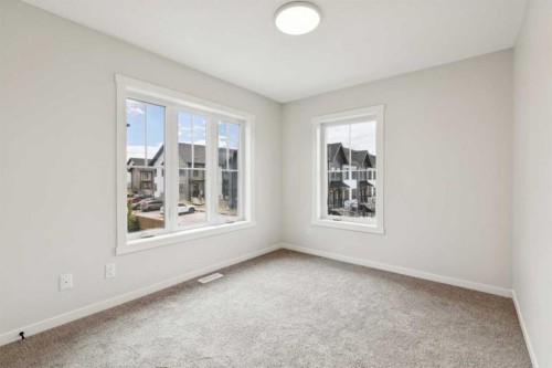 1201-350 Mahogany Parade Se, Calgary, AB - Indoor Photo Showing Other Room