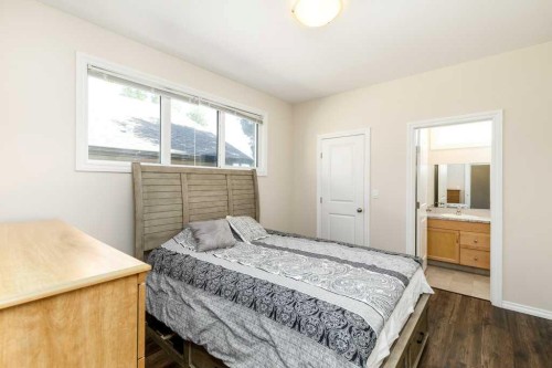 77 Alderwood Close, Blackfalds, AB - Indoor Photo Showing Bedroom