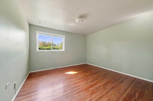 4216 37 Street, Red Deer, AB 