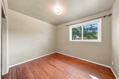 4216 37 Street, Red Deer, AB 