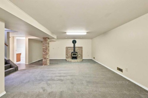 4216 37 Street, Red Deer, AB 