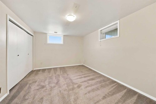 4216 37 Street, Red Deer, AB 