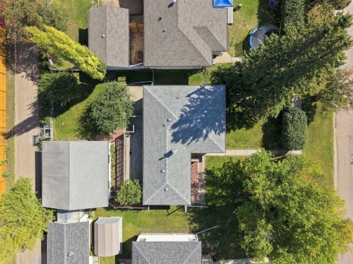 4216 37 Street, Red Deer, AB 