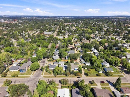 4216 37 Street, Red Deer, AB 