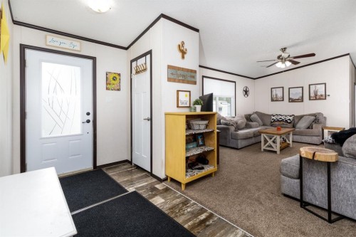 4705 45 Avenue, Alix, AB - Indoor
