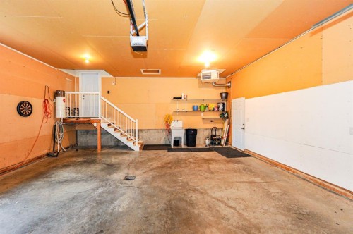 5604 28A, Camrose, AB - Indoor Photo Showing Garage