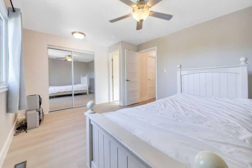 57 Newton Drive, Penhold, AB - Indoor Photo Showing Bedroom