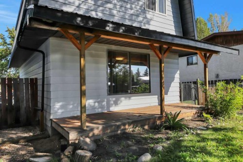 57 Newton Drive, Penhold, AB - Outdoor