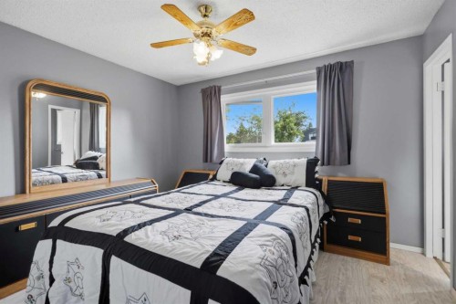 7 Halman Crescent, Red Deer, AB - Indoor Photo Showing Bedroom