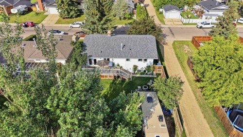 7 Halman Crescent, Red Deer, AB - Outdoor