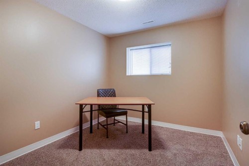 4 Ing Close, Red Deer, AB 
