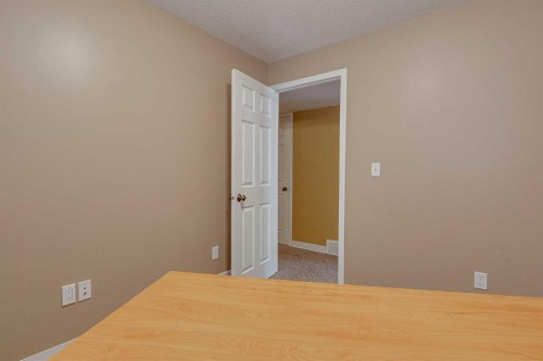 4 Ing Close, Red Deer, AB 
