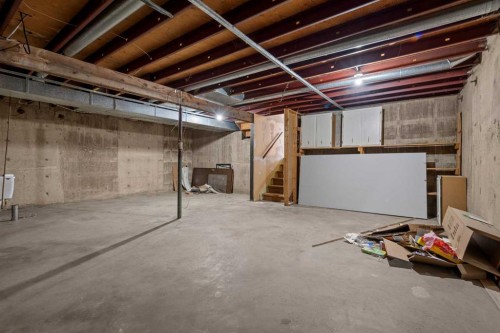 602 Royal Drive, Trochu, AB - Indoor Photo Showing Basement