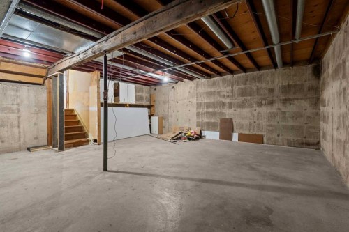 602 Royal Drive, Trochu, AB - Indoor Photo Showing Basement