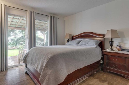 109 Selkirk Boulevard, Red Deer, AB - Indoor Photo Showing Bedroom