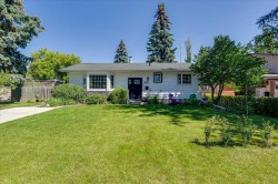 109 Selkirk Boulevard Red Deer, AB T4N 0G8