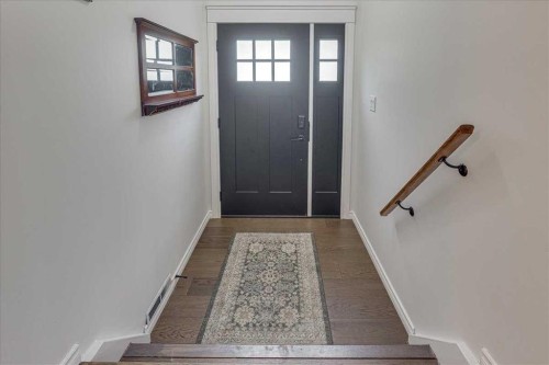 109 Selkirk Boulevard, Red Deer, AB - Indoor Photo Showing Other Room