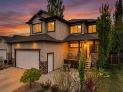 132 Ingle Close Red Deer, AB T4R 3S2