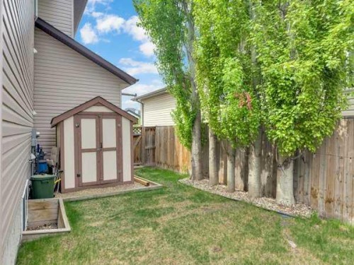 132 Ingle Close, Red Deer, AB 