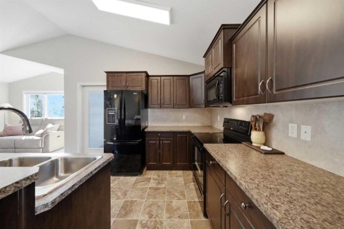 159 Cooper Close, Red Deer, AB 