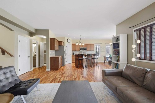 31 Kirton Close, Red Deer, AB - Indoor Photo Showing Living Room