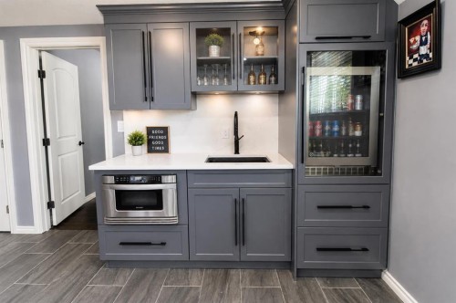 69 Vintage Close, Blackfalds, AB - Indoor Photo Showing Kitchen
