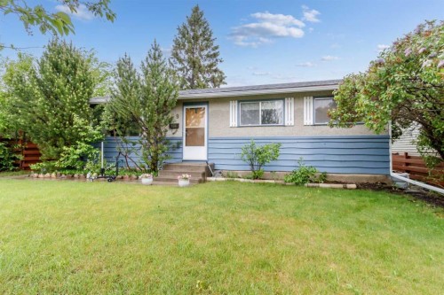 39 Ogden Ave. Avenue, Red Deer, AB - Outdoor
