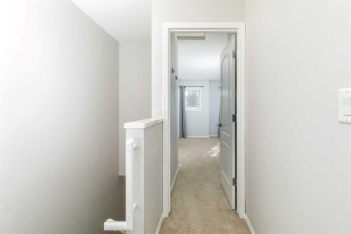 1006-30 Carleton Avenue, Red Deer, AB - Indoor Photo Showing Other Room