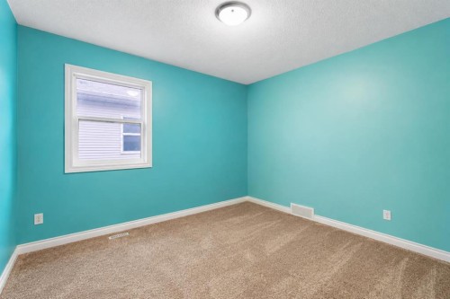 36 Tanner Street, Red Deer, AB - Indoor Photo Showing Other Room