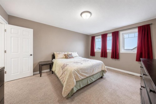 36 Tanner Street, Red Deer, AB - Indoor Photo Showing Bedroom