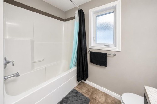 36 Tanner Street, Red Deer, AB - Indoor Photo Showing Bathroom