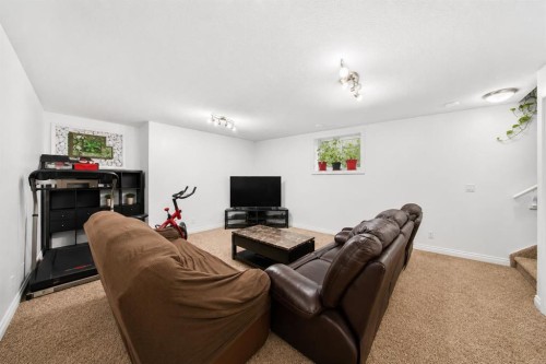 36 Tanner Street, Red Deer, AB - Indoor