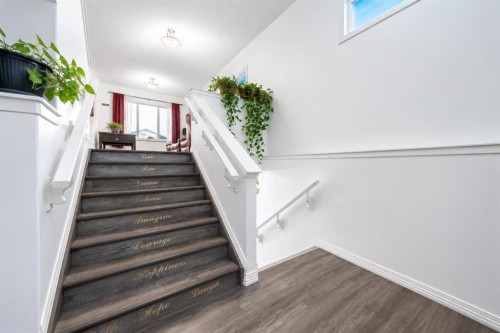 36 Tanner Street, Red Deer, AB - Indoor Photo Showing Other Room